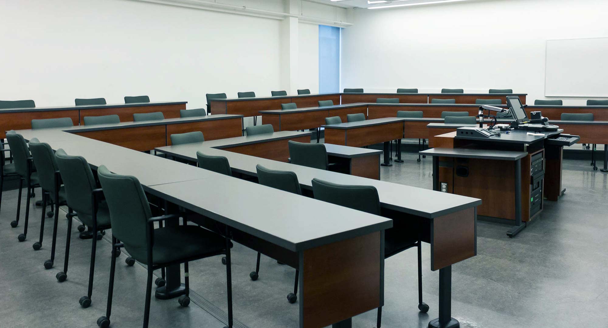 ارائه خدمات و برنامه ریزی آموزشی